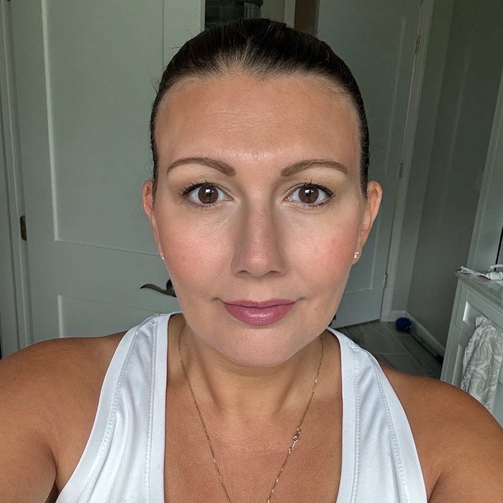 Meet your Posher, Cynthia